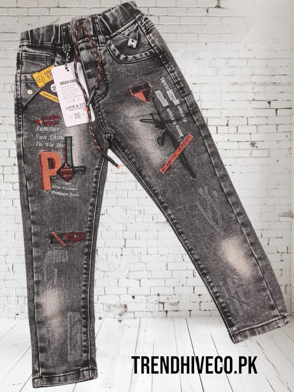 Affordable Prices, Trendy Jeans & Trousers for Kids – Stylish Designs, Perfect Fit!